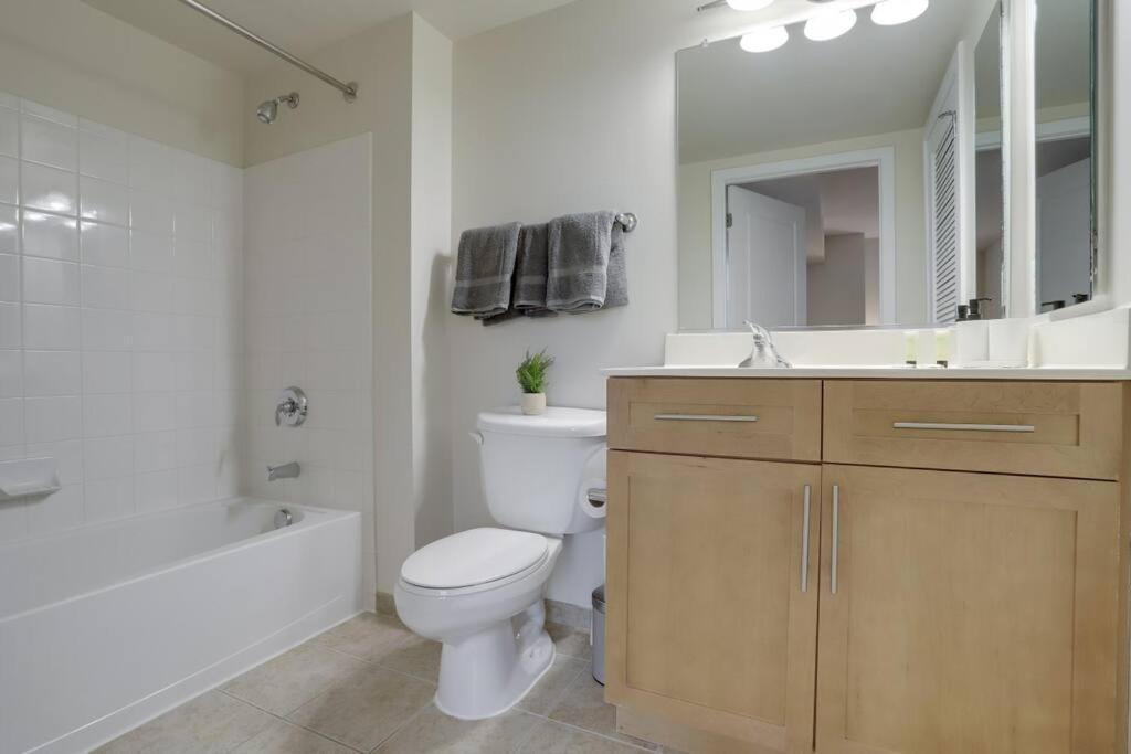 Pentagon City Comfort Modern Stay Arlington Zewnętrze zdjęcie